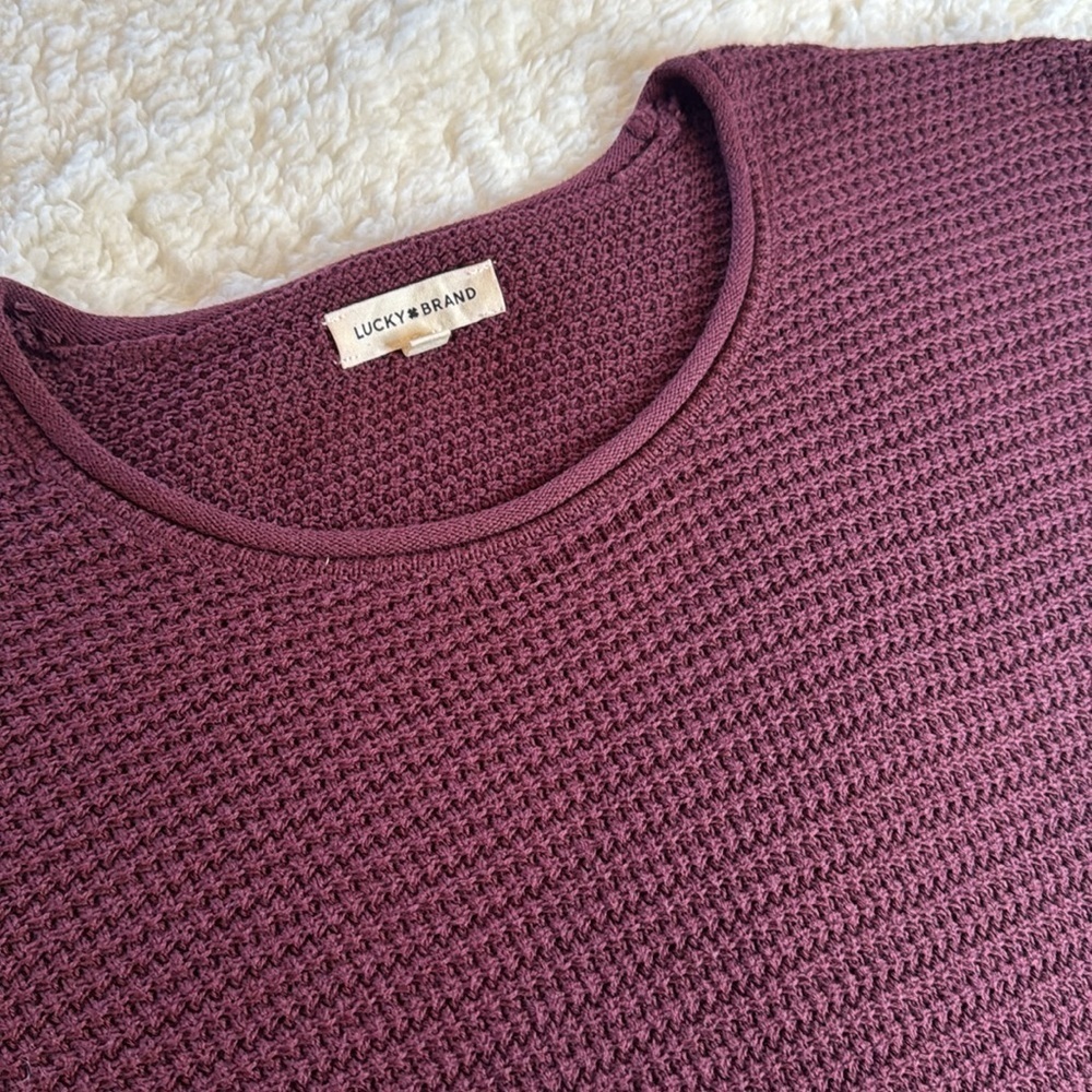 Lucky Brand crew neck sweater, burgundy women’s size medium